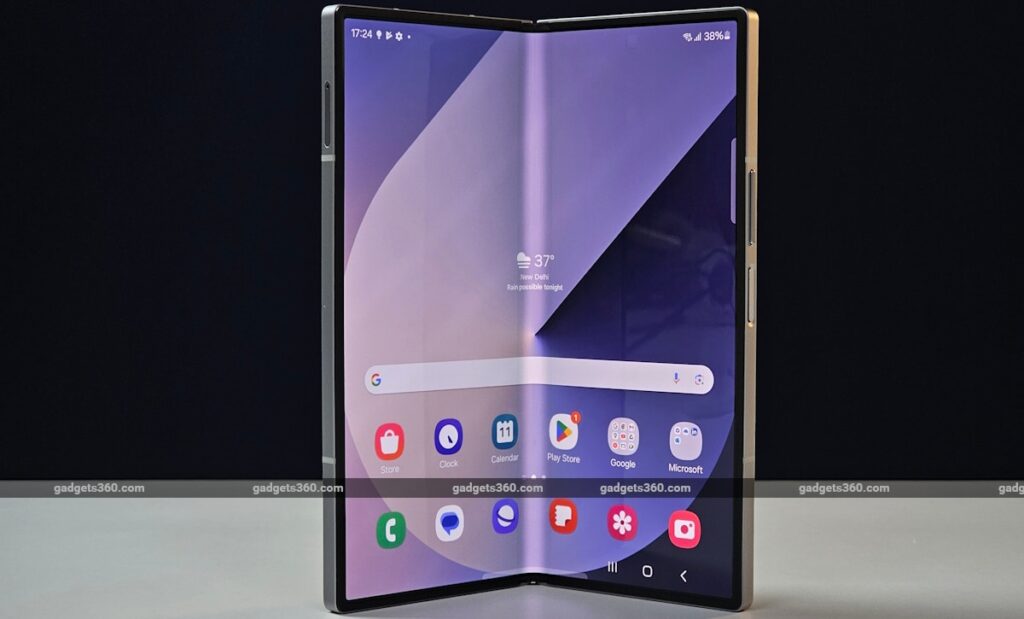 Samsung Galaxy Z Fold and Galaxy Z Flip 7 Launch Reportedly Set for ‘Early July’ in New York